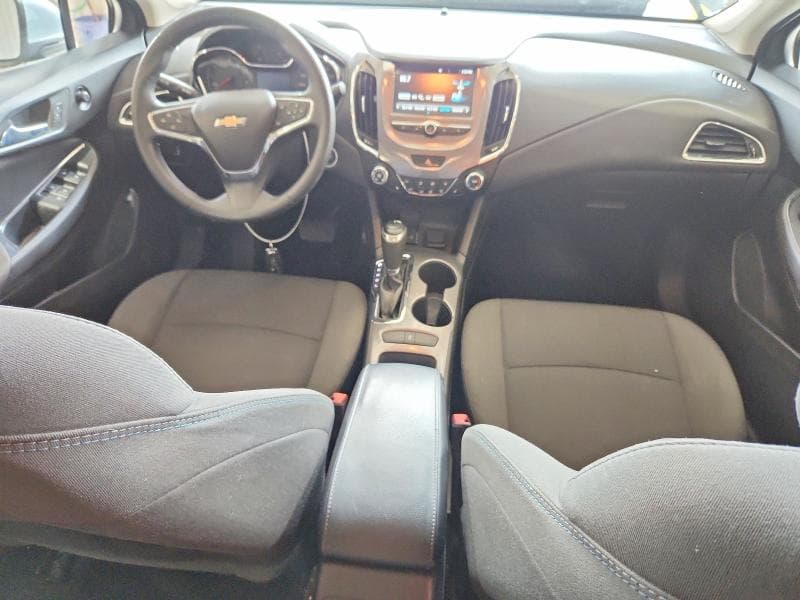 2017 CHEVROLET CRUZE LT 8