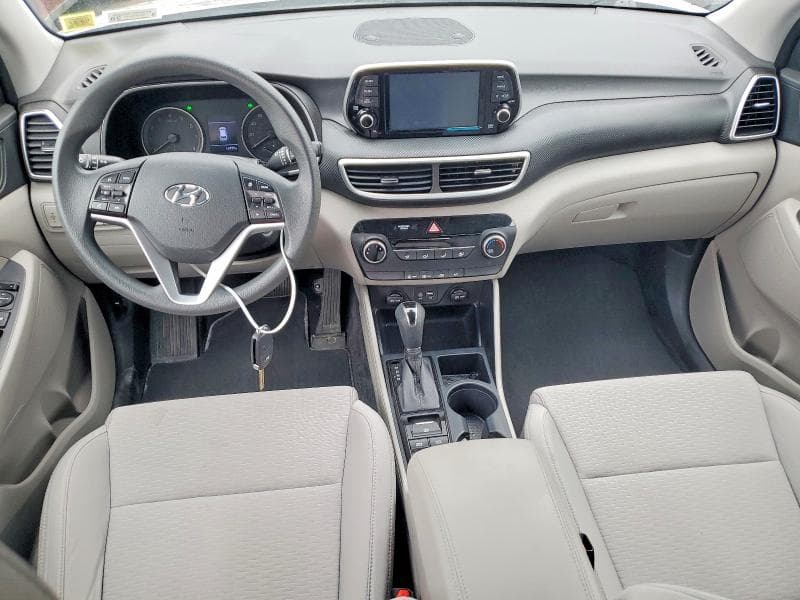 2020 HYUNDAI TUCSON SE 8