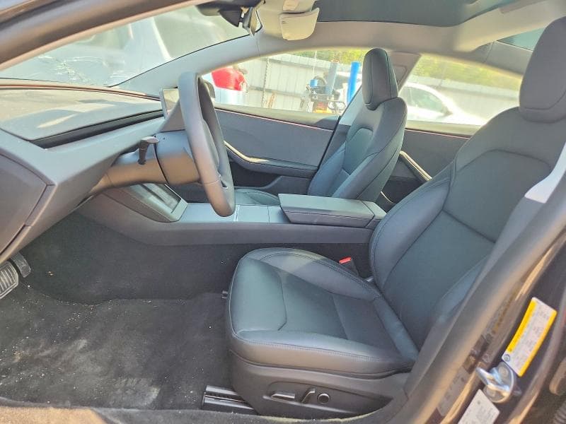 2026 TESLA MODEL 3 7