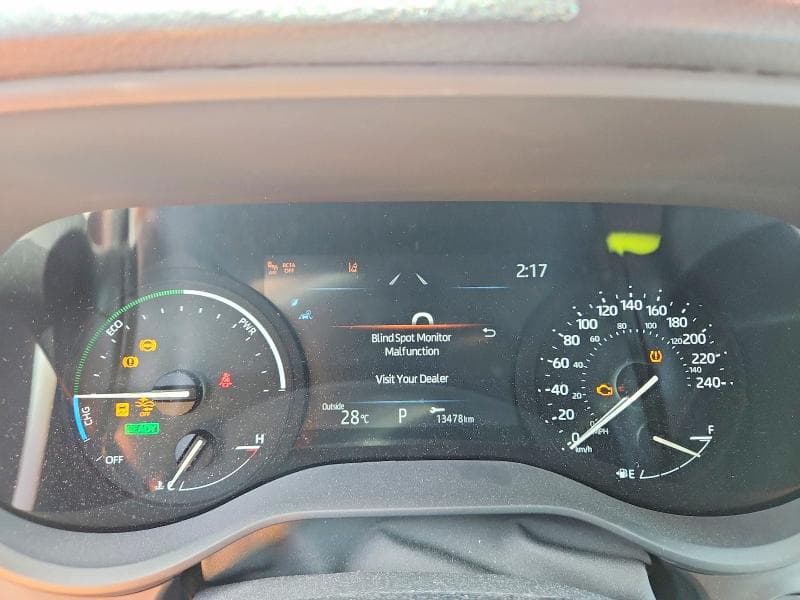 2026 TOYOTA SIENNA LE 9