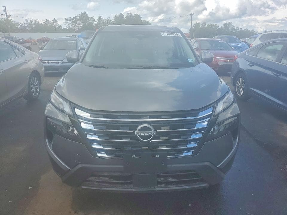2025 NISSAN ROGUE SV 5