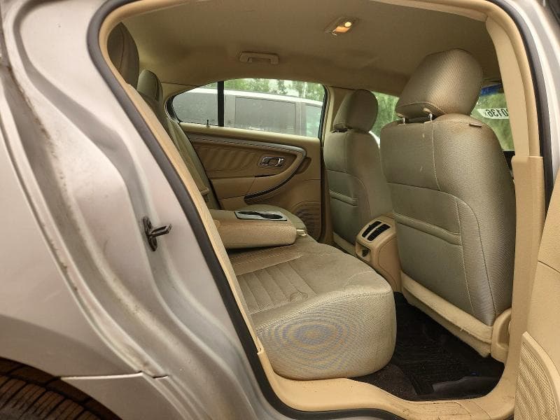 2018 FORD TAURUS SE 10