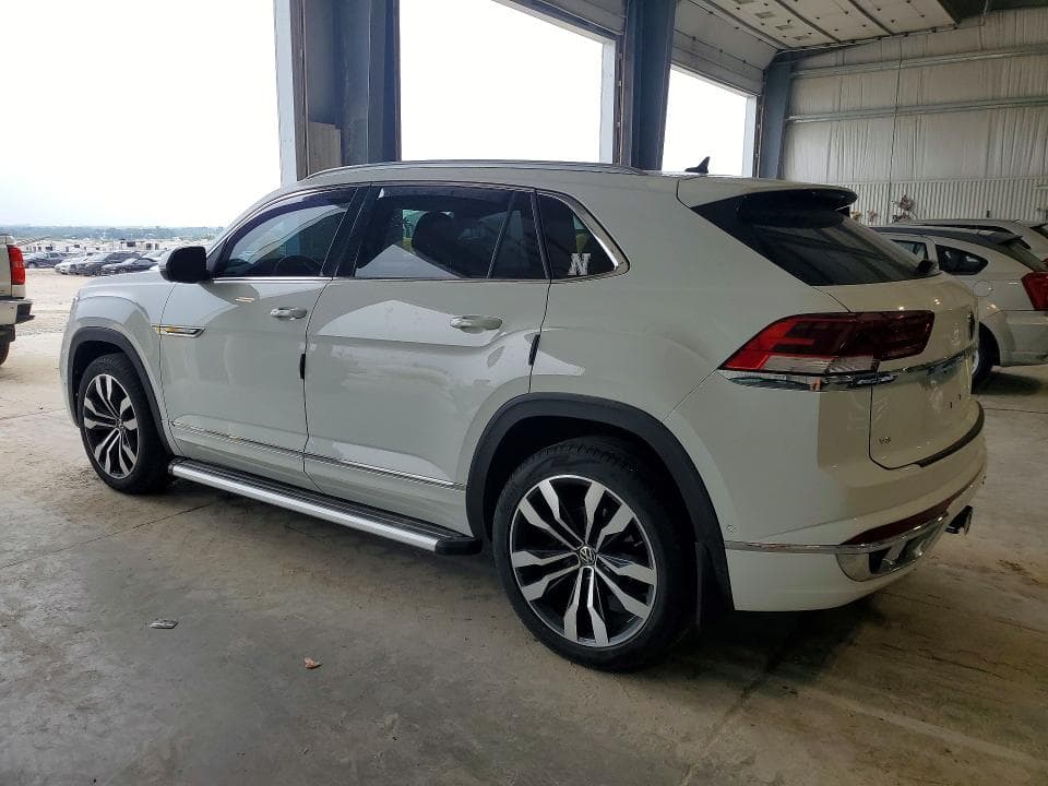 2020 VOLKSWAGEN ATLAS CROSS SPORT SEL PREMIUM R-LINE 2