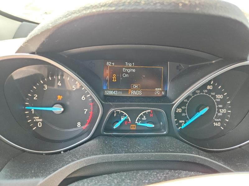 2017 FORD ESCAPE SE 9