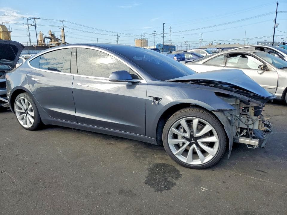 2020 TESLA MODEL 3 4
