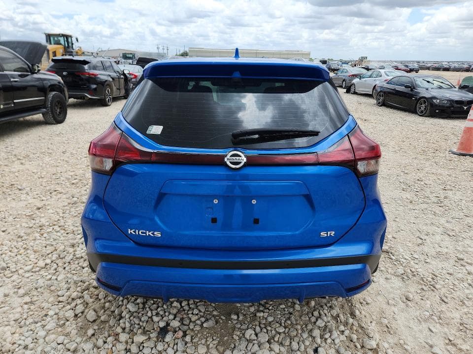 2021 NISSAN KICKS SR 6