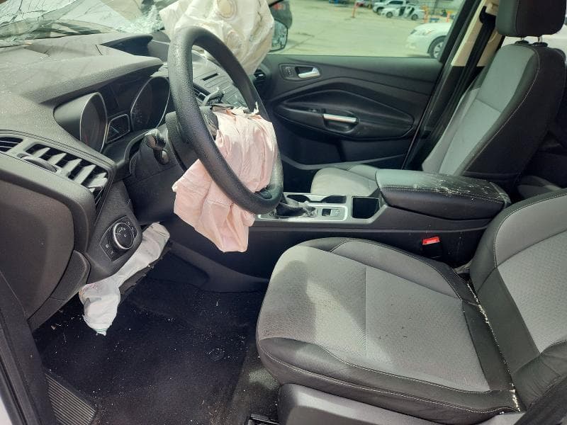 2017 FORD ESCAPE SE 7