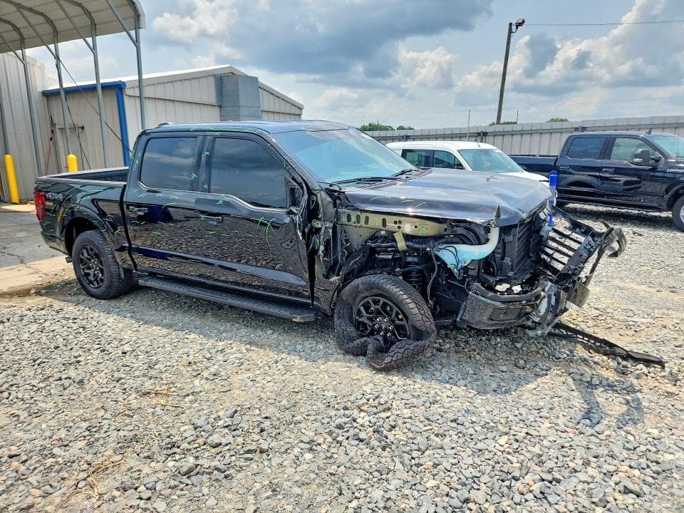 2026 FORD F150 XLT 4