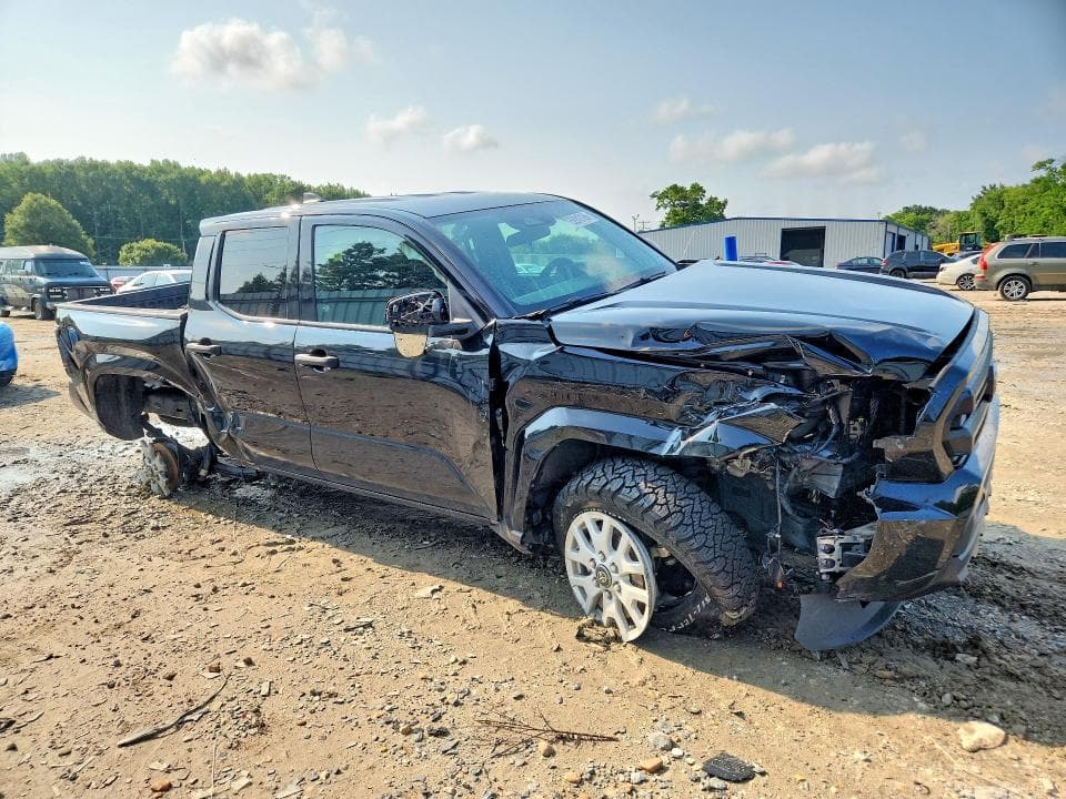 2024 TOYOTA TACOMA SR 4