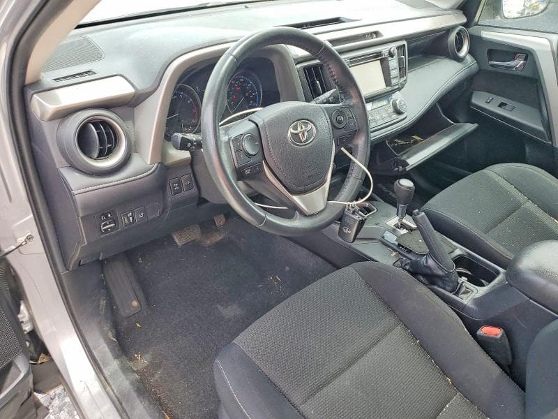 2017 TOYOTA RAV4 XLE 8