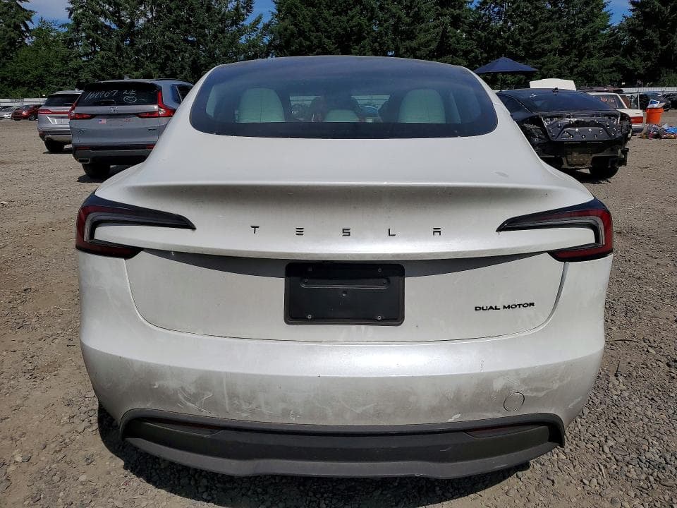 2026 TESLA MODEL 3 6