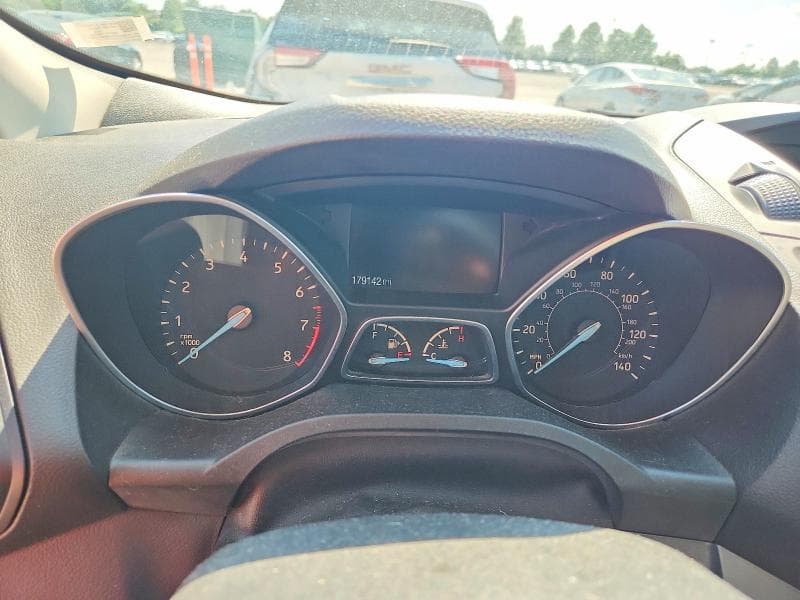2017 FORD ESCAPE S 9