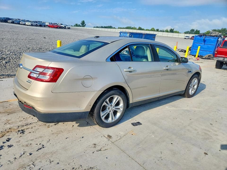 2017 FORD TAURUS SEL 3
