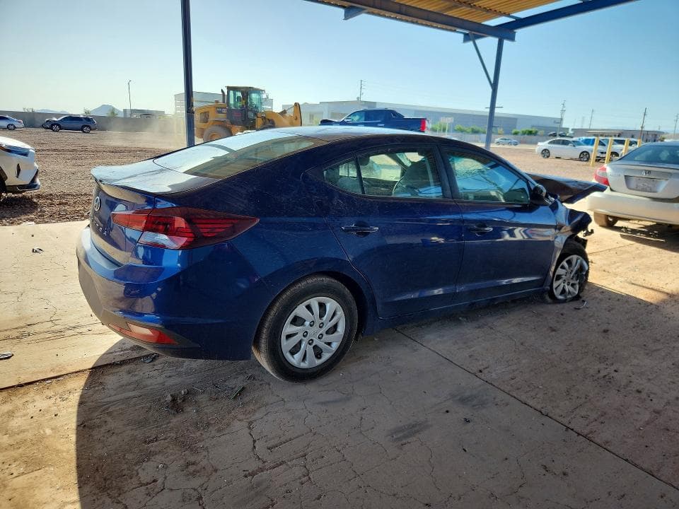 2020 HYUNDAI ELANTRA SE 3