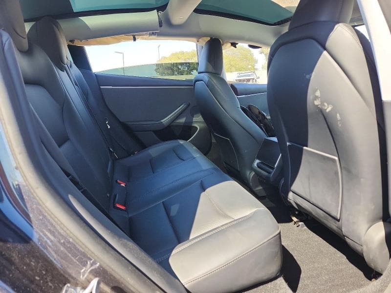 2025 TESLA MODEL 3 10