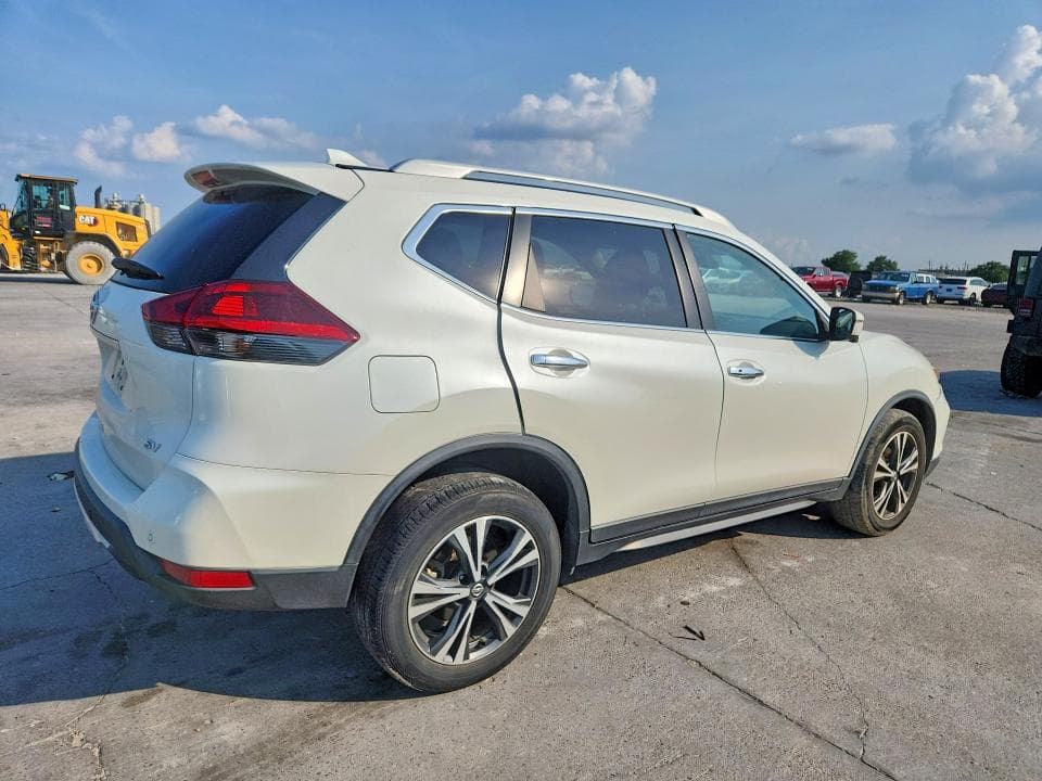 2019 NISSAN ROGUE SV 3
