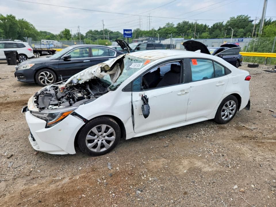 2021 TOYOTA COROLLA LE - 1