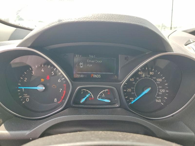 2017 FORD ESCAPE SE 9