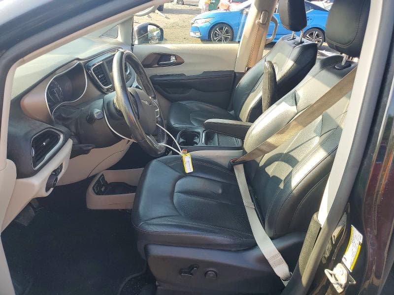 2019 CHRYSLER PACIFICA TOURING L 7