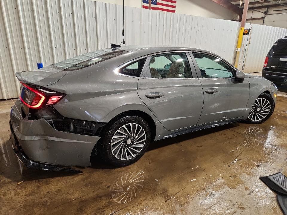 2023 HYUNDAI SONATA HYBRID SEL 3