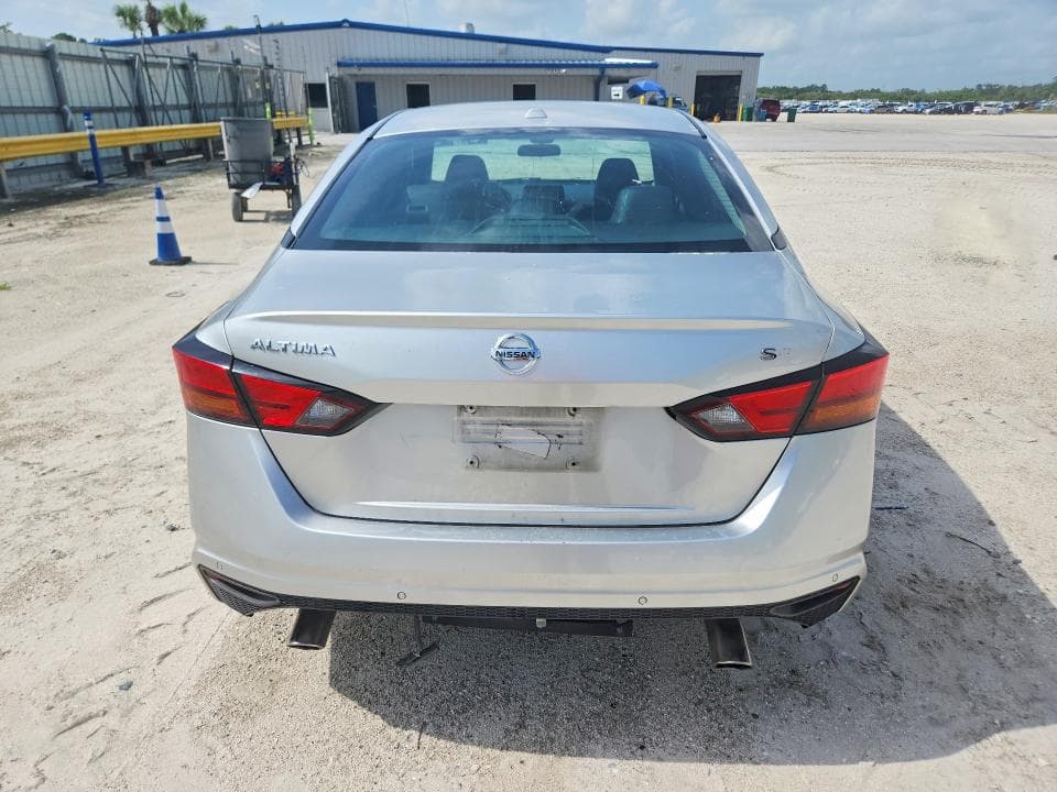 2020 NISSAN ALTIMA SR 6