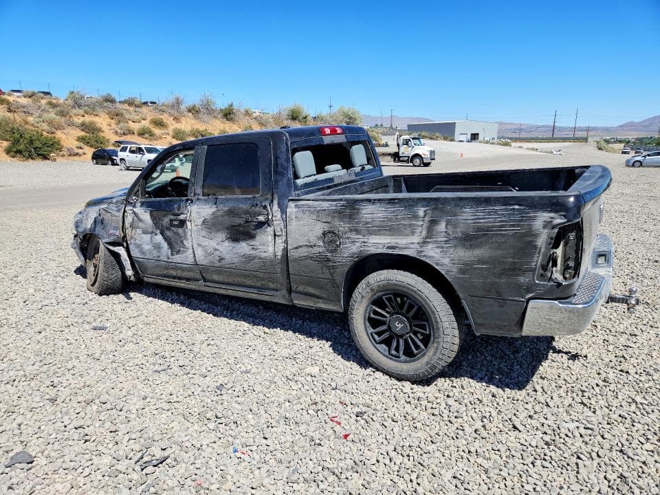 2019 RAM 1500 CLASSIC SLT 2