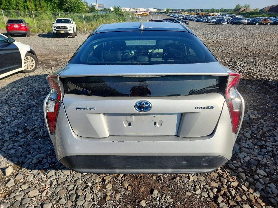 2018 TOYOTA PRIUS ONE 6