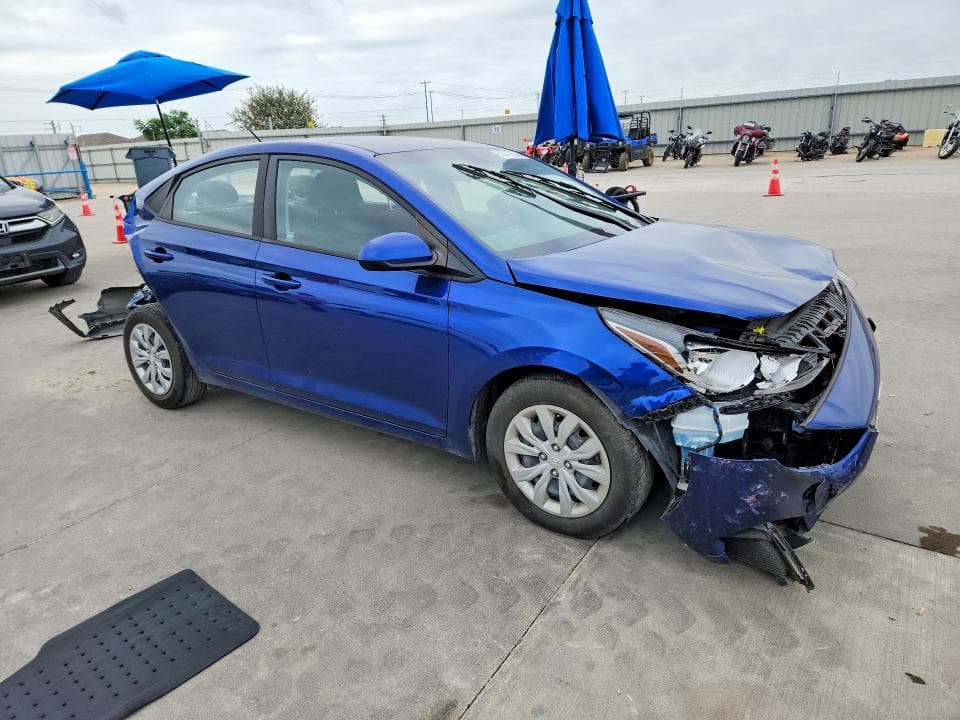 2020 HYUNDAI ACCENT SE 4
