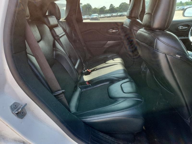 2019 JEEP CHEROKEE LATITUDE PLUS 11