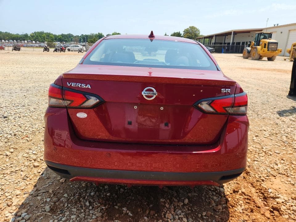 2020 NISSAN VERSA SR 6