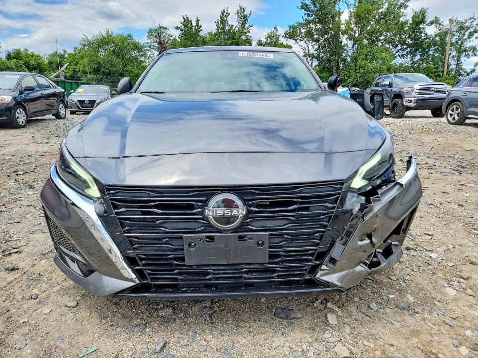 2023 NISSAN ALTIMA SV 5