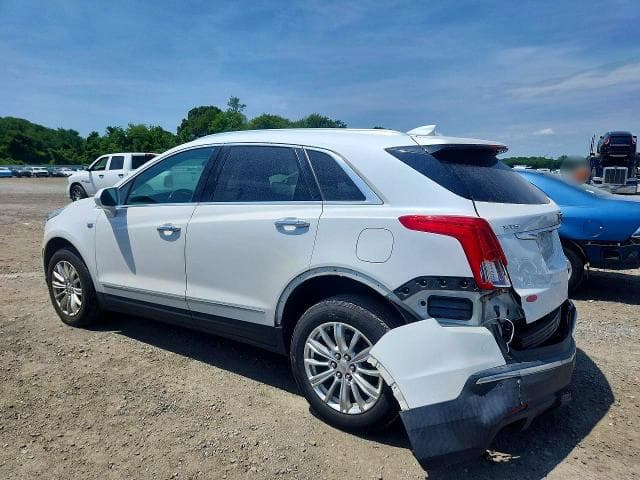 2017 CADILLAC XT5 2