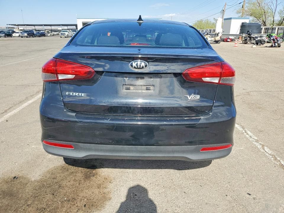 2017 KIA FORTE LX 6