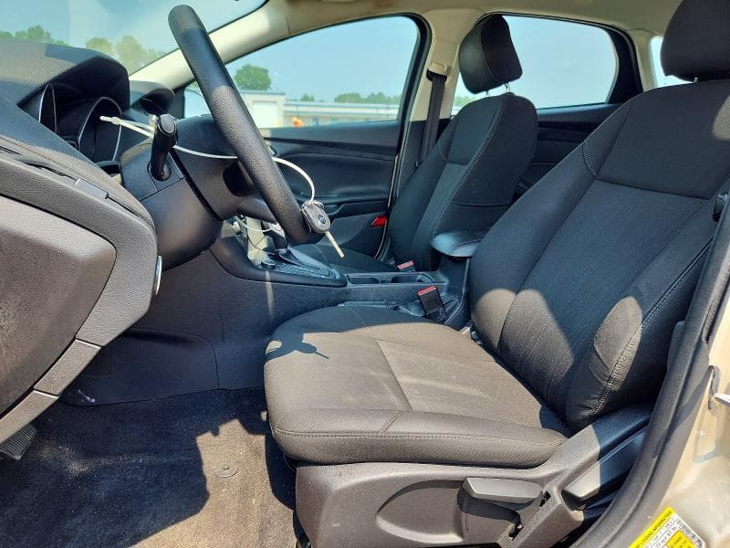 2017 FORD FOCUS SE 7