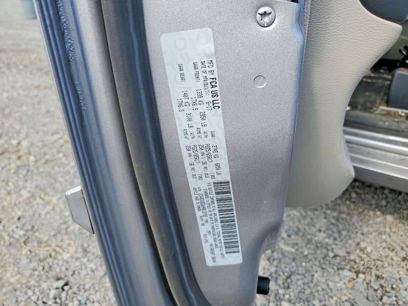 2017 DODGE GRAND CARAVAN SE 13