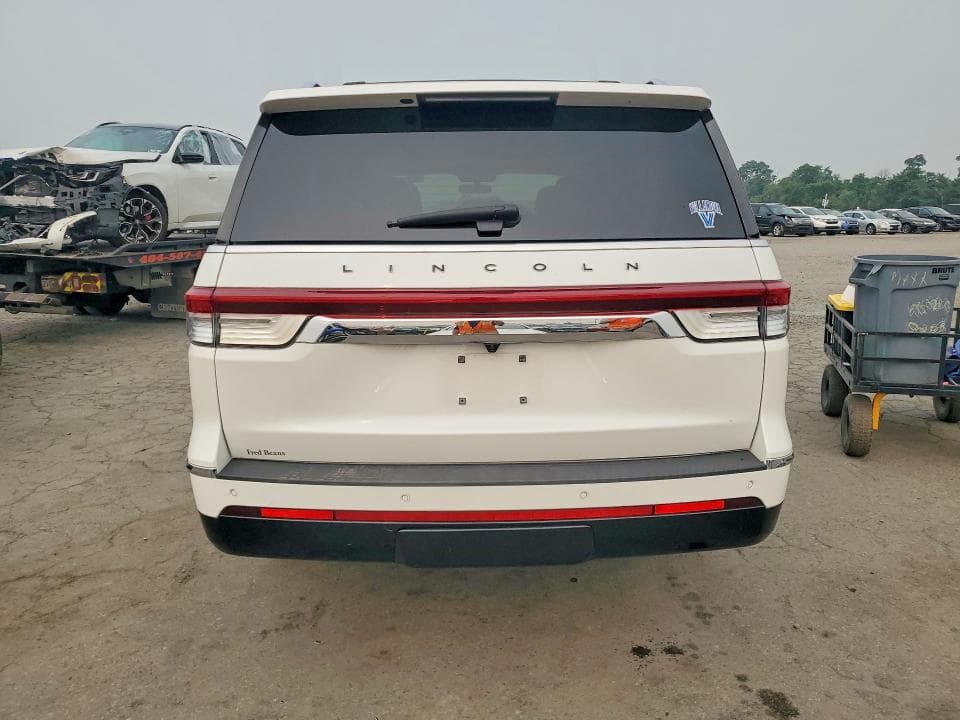 2023 LINCOLN NAVIGATOR L BLACK LABEL 6