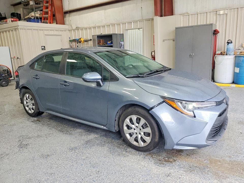 2025 TOYOTA COROLLA LE 4