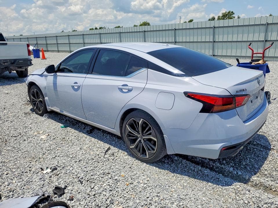 2024 NISSAN ALTIMA SR 2