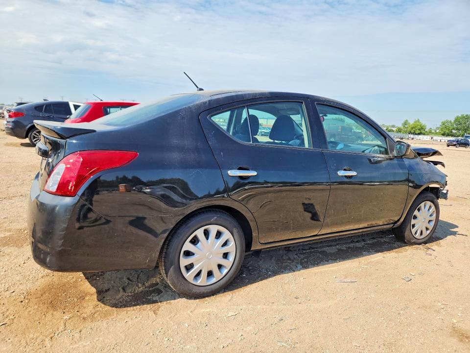 2018 NISSAN VERSA SV 3