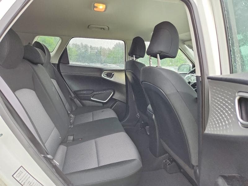 2022 KIA SOUL LX 10