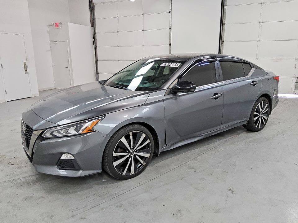 2019 NISSAN ALTIMA SR
