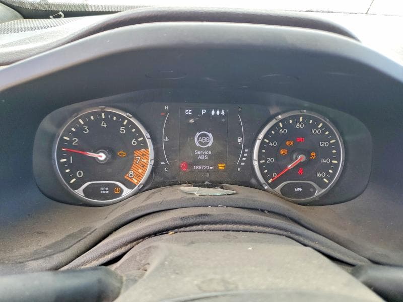 2019 JEEP RENEGADE SPORT 9