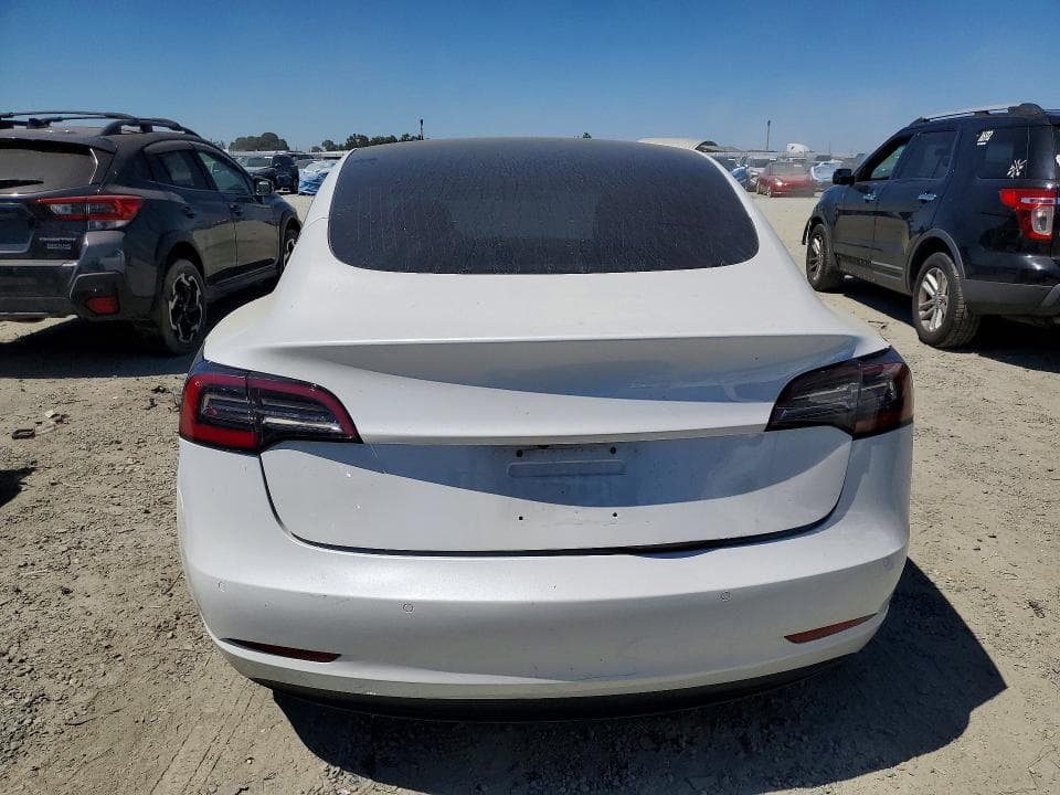 2020 TESLA MODEL 3 6