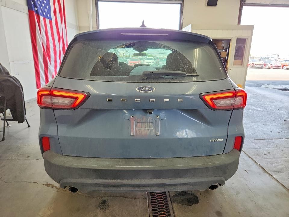 2025 FORD ESCAPE ST LINE 6