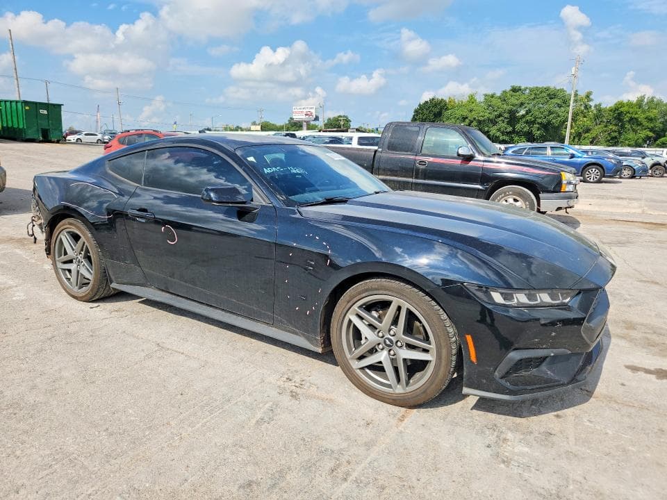2024 FORD MUSTANG 4