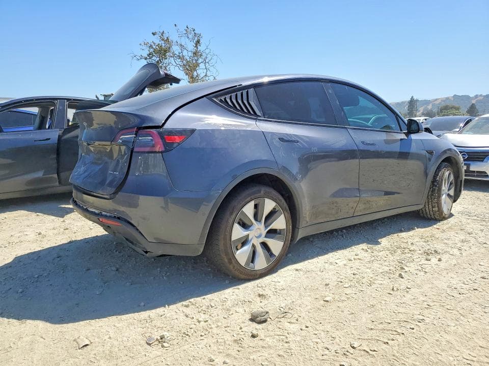 2022 TESLA MODEL Y 3
