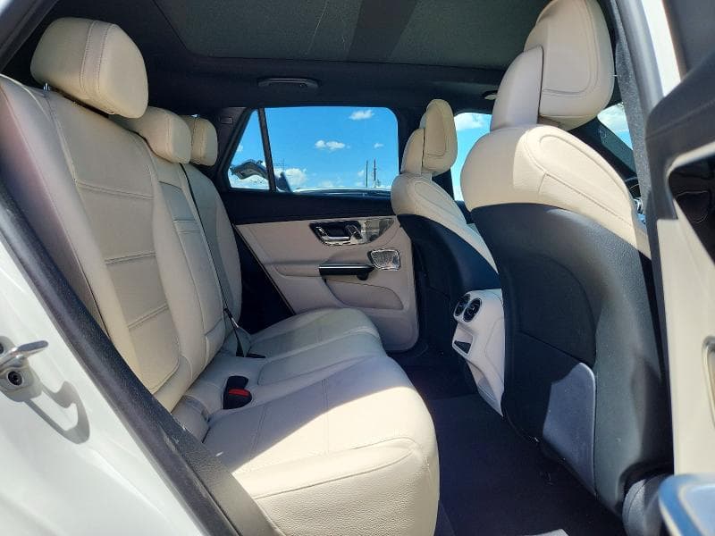 2024 MERCEDES-BENZ GLC 300 4MATIC 11