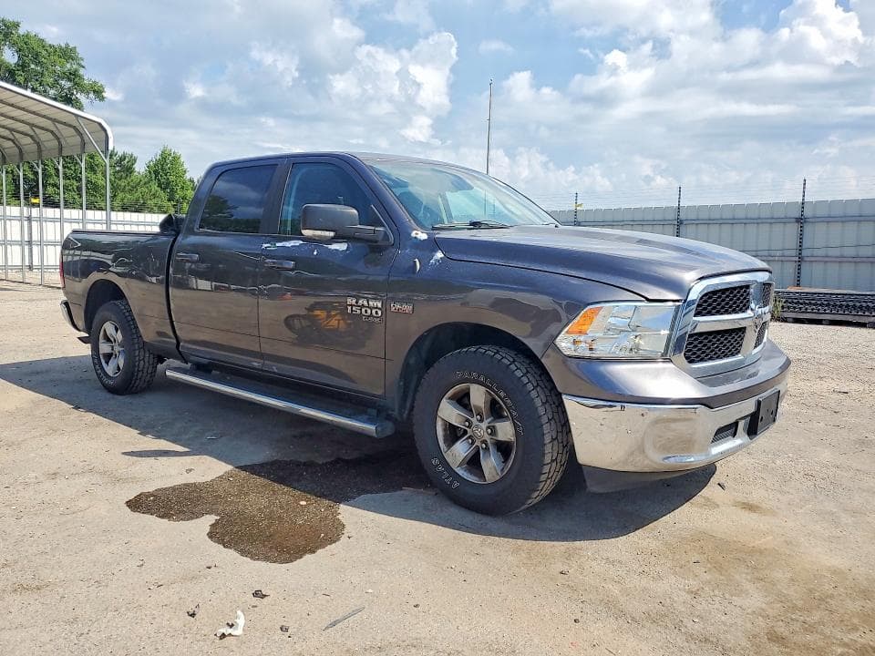 2020 RAM 1500 CLASSIC SLT 4