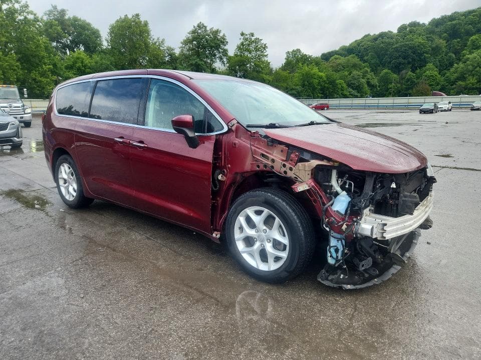 2017 CHRYSLER PACIFICA TOURING L 4