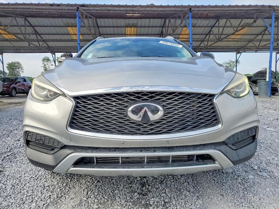 2018 INFINITI QX30 LUXURY 5